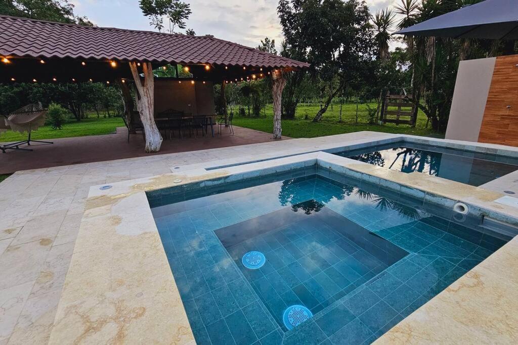 Casa Roble Fortuna La Fortuna Екстер'єр фото